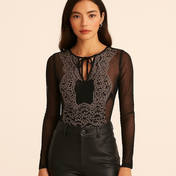 GUESS Sheer Lace Bodysuit in Jet Black Multi – Size XS – NWT - Picture 1 of 5